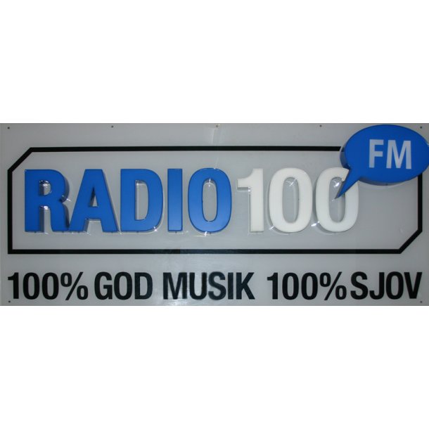 RADIO 100